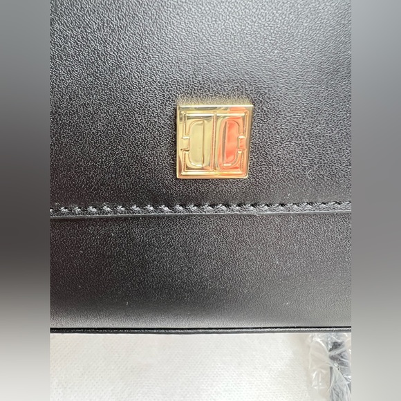 Ivanka Trump Handbag - Picture 3 of 9